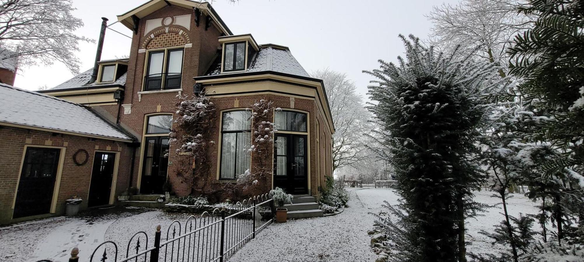 Pastorie Waaxens Bed & Breakfast Exterior photo